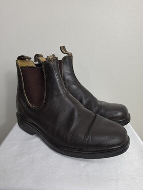 Blundstone Chelsea Boots  Brown Leather  M9.5